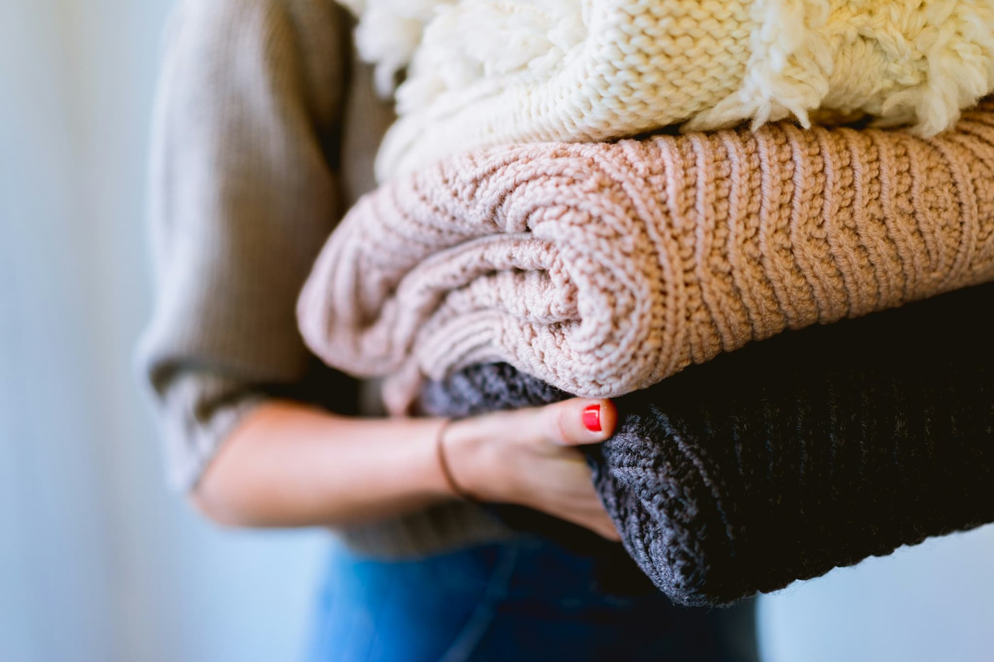10 Tips for Keeping Your Clothes Looking New